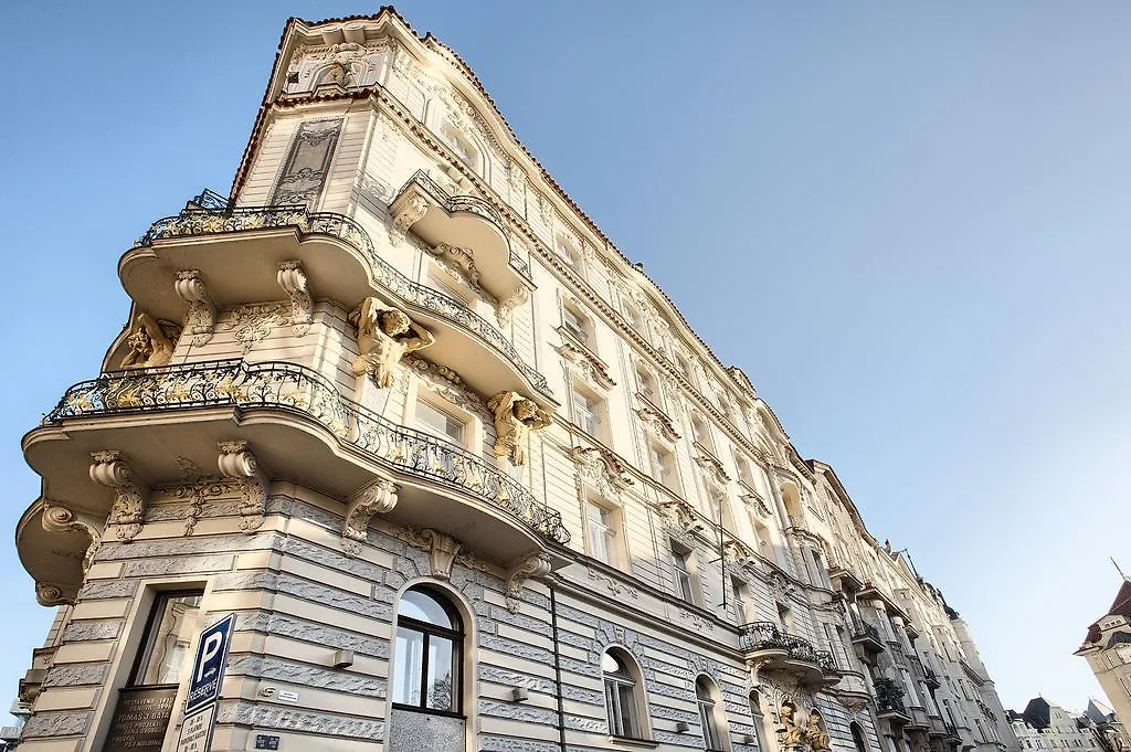 Residence Brehova Prague